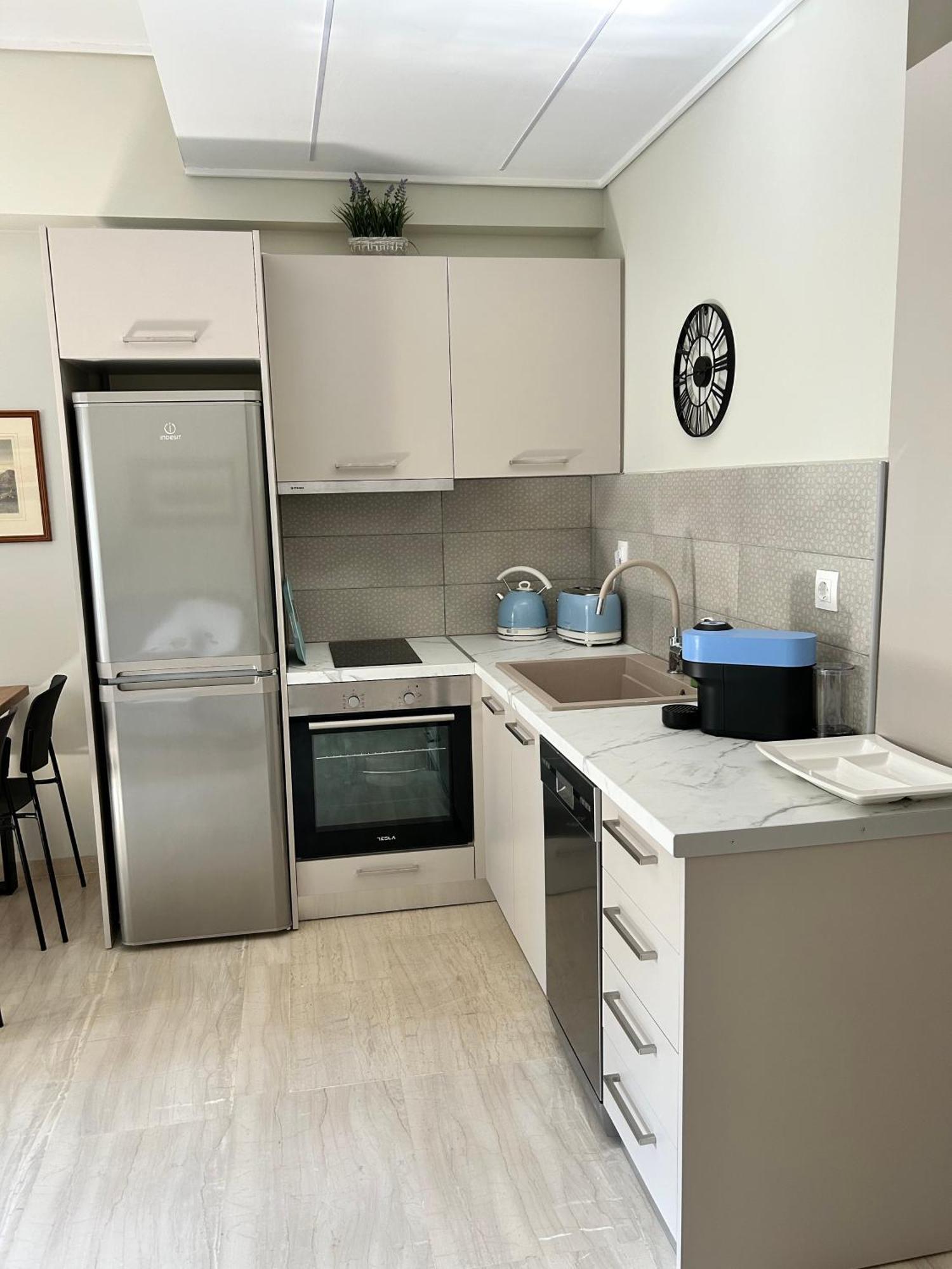 Evrou 21A Metropolitan Suite 아테네 외부 사진
